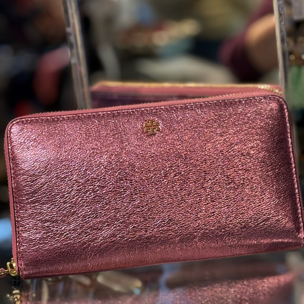 Tory Burch New Zippy Crinkle Wallet